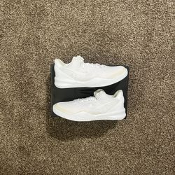 Nike Kobe 8 Halo Size 6Y