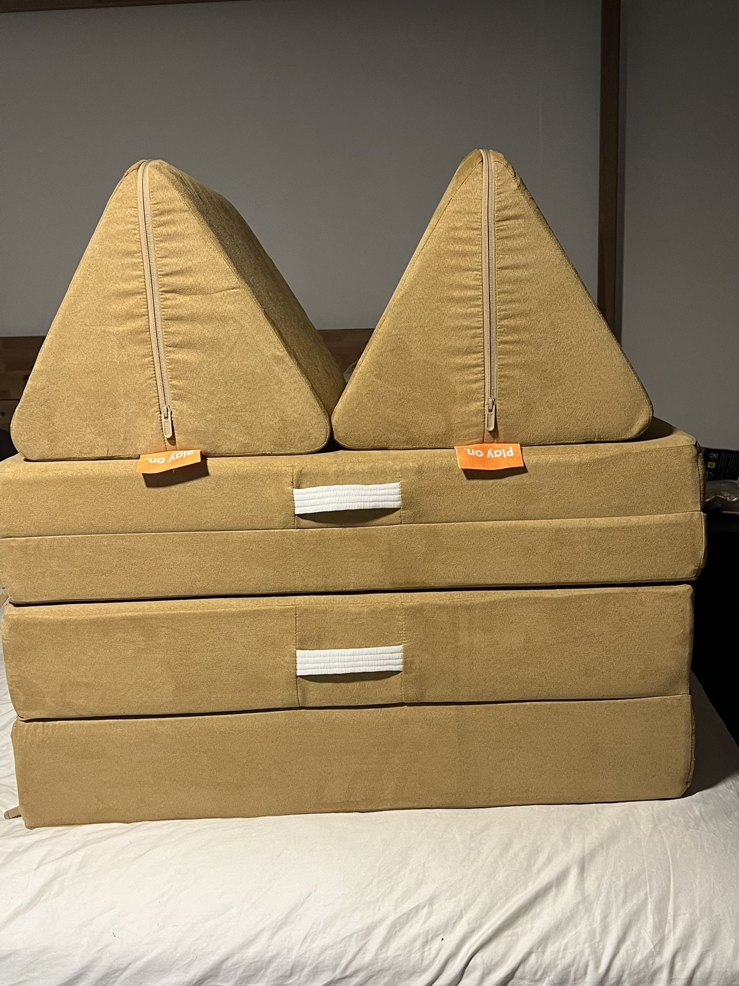 Nugget Couch Need Gone Asap