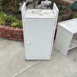 White cabinet