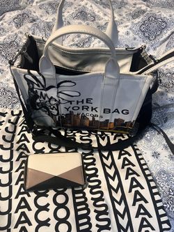 Marc Jacob’s Limited edition NYC Medium tote