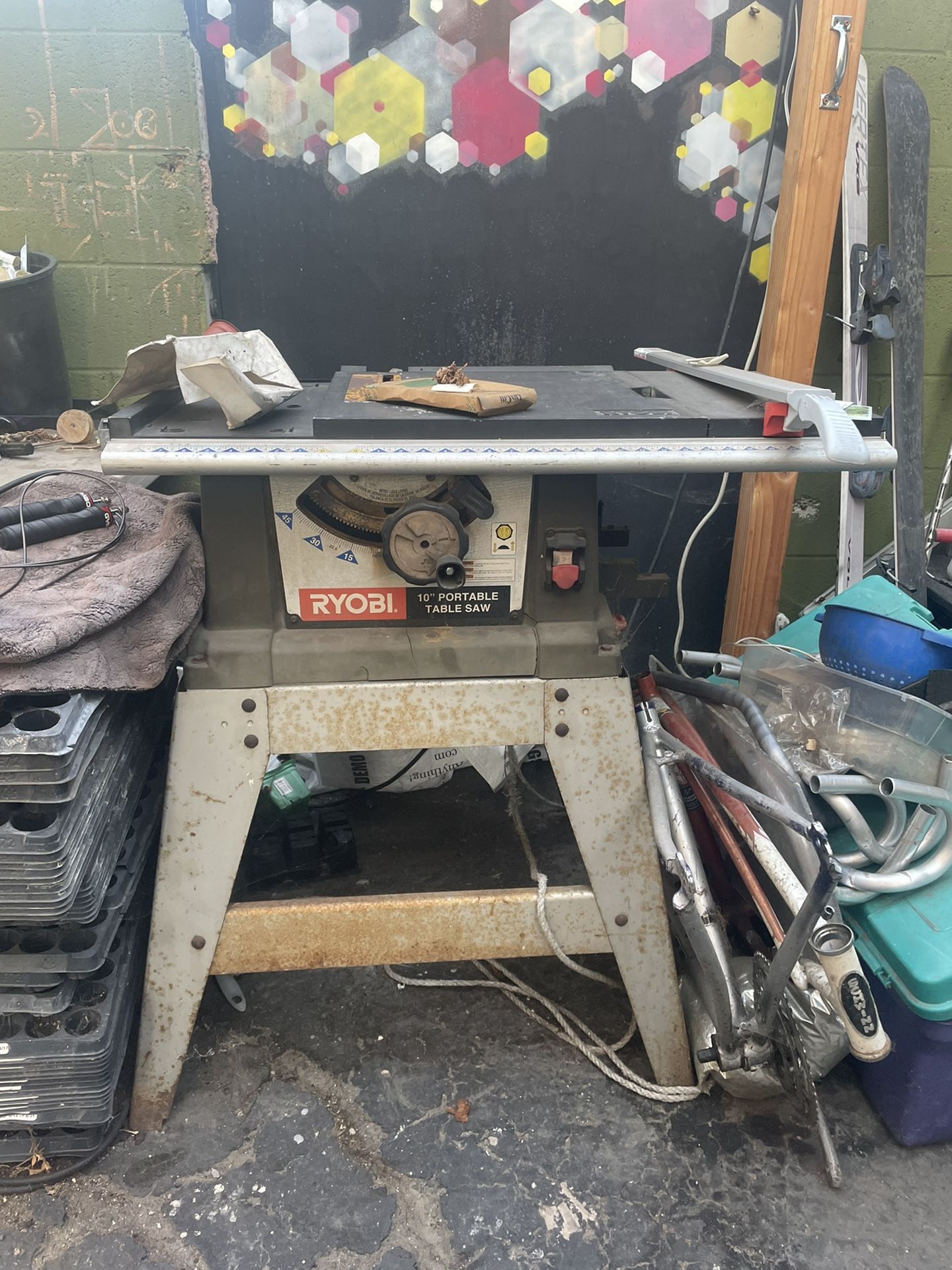 Ryoby Table Saw No Fence Included