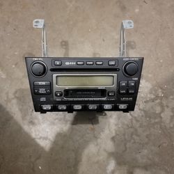 Lexus IS300 radio w/ Cassette And CD Changer