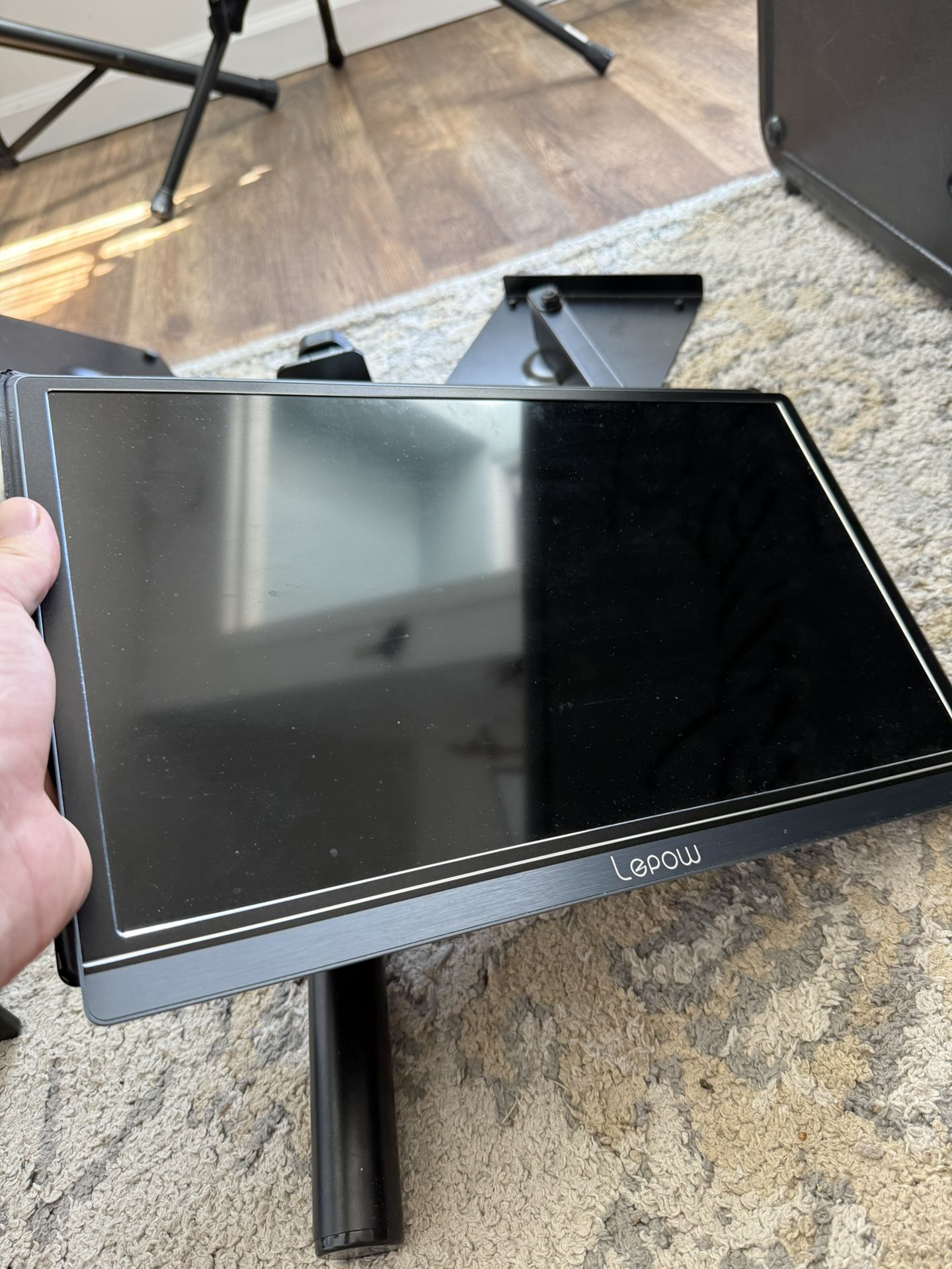 Lepow 15.6” Portable Monitor (USB-C/HDMI) – Great Condition