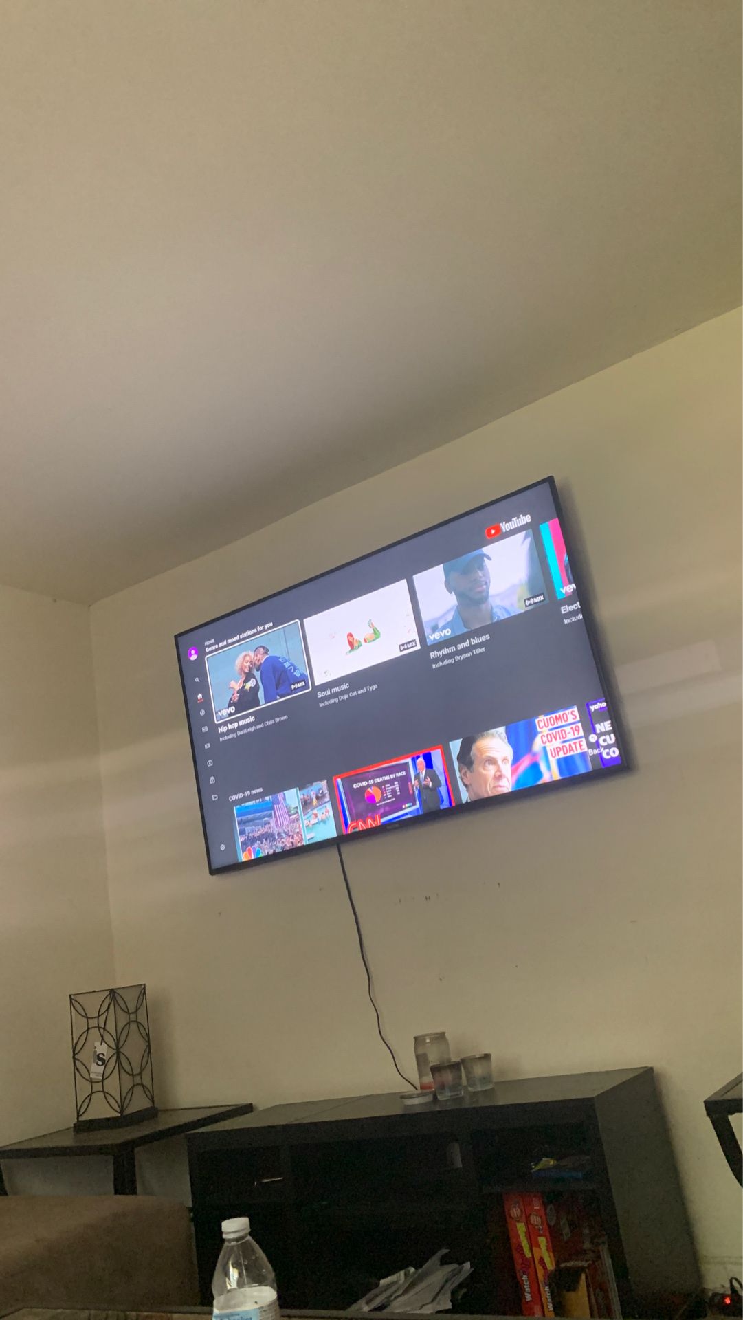 65” Samsung smart tv