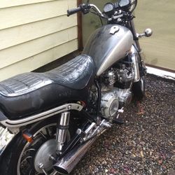 83 Yamaha Xj 750