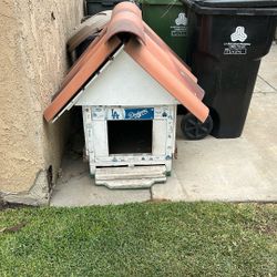 Free Dog House 