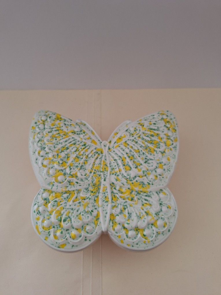 Cute Ceramic Butterfly Trinket Box