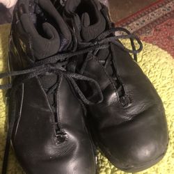 TEAM JORDAN SNEAKERS   Men Size 8