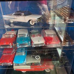 Diecast lot Car/16 Wheelers 
