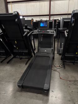 Nordictrack T series 9 treadmill with running speed and incline + folding