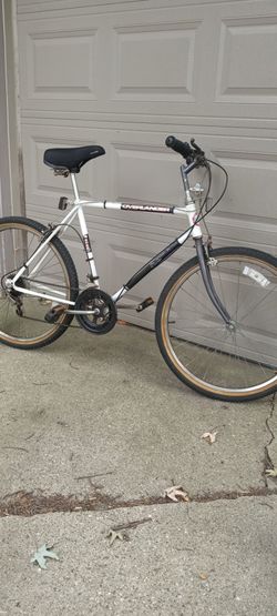 Bike. Columbia 18 speed