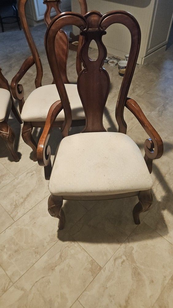 Dining Room Chairs (4)