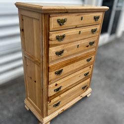 Solid Wooden Rustic Pine 6 Drawer Tall Bedroom Dresser Bureau Chest! All drawers work great. Top right edge has a split in the wood trim. DELIVERY AVA
