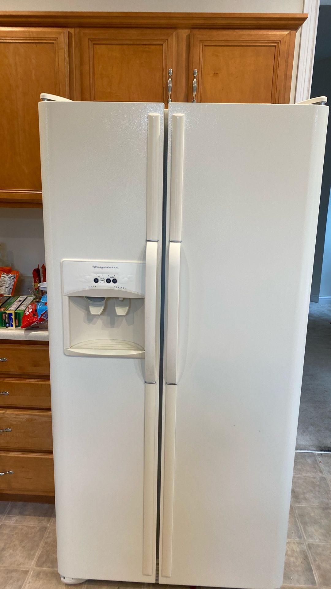 Frigidaire Refrigerator