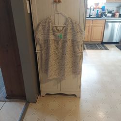 Woman's blouse