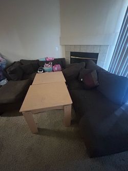 3 pc couch & 2 end tables