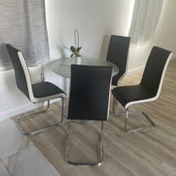 Nice Dining Table And 4 Chairs ( All For $35)