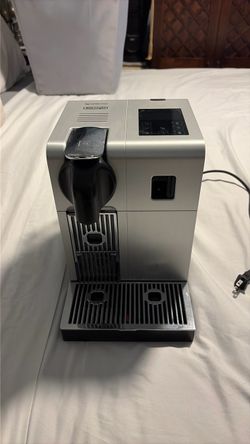 Nespresso De'Longhi Lattissima Touch Coffee Machine