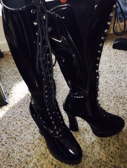 Women's black leather pleaser brand lace up chunky heels boots