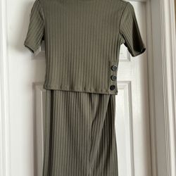 women’s dress (skirt w crop top)