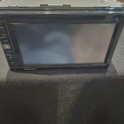Pioneer  850 BT Gps