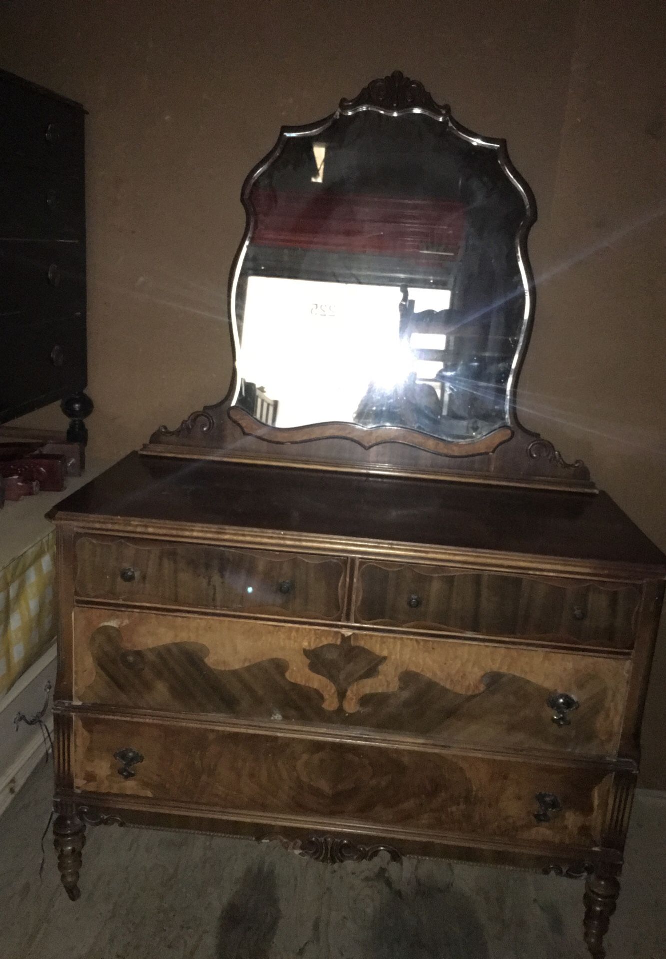 Antique 4 drawer dresser and mirror