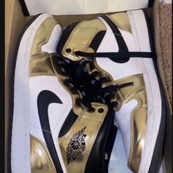Jordan 1 Mid