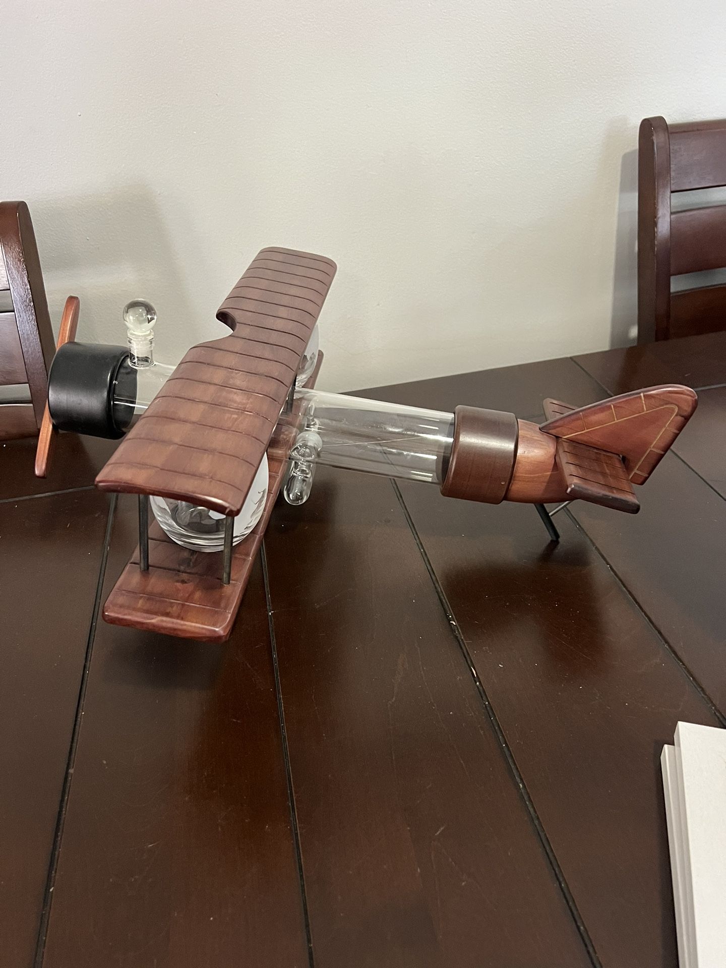 Reusable Wine Accessory Sets Aircraft Shape Whiskey Decanters Set,Wooden Structure Whiskey Bottle Dispenser And 2 World Map Glasses For Liquor, Scotch