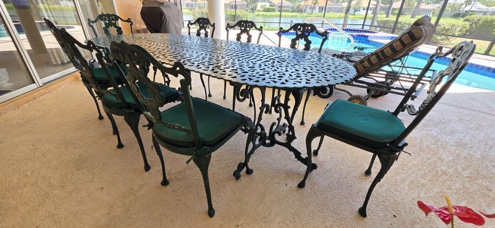 Cast Aluminum Patio Set (9pc.) & 2 Chaise Loungers