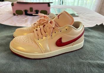 Nike Air Jordan 1 Low Pink