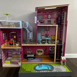Doll house
