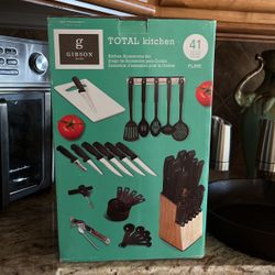 Gibson Total Kitchen 41 Pieces