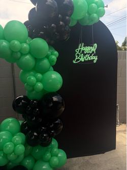 Balloon garland