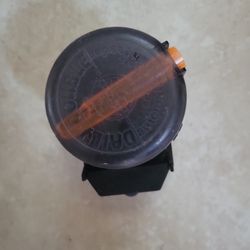 AA Battery Automatic Fish Feeder