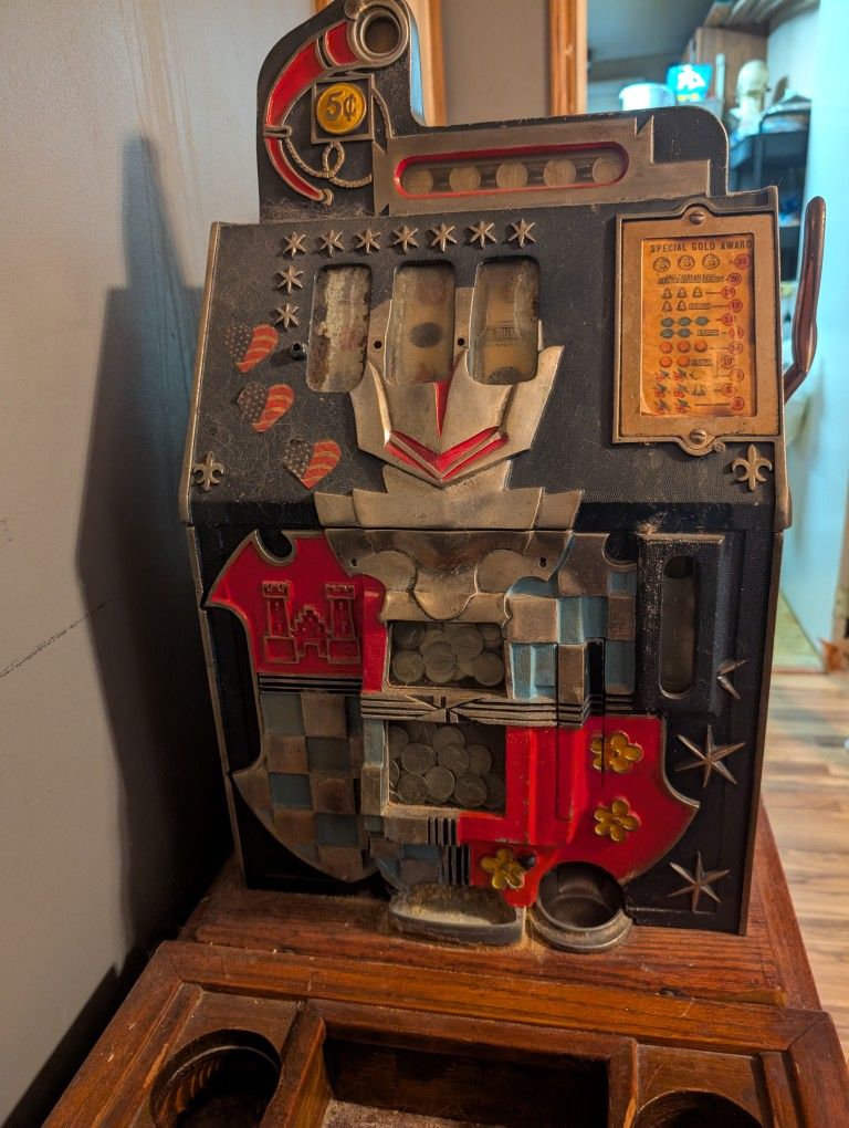 Antique Mills Slot Machine