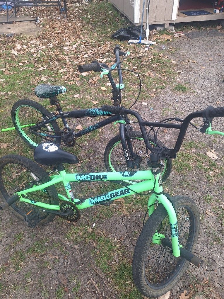 Boy's BMX Bikes
