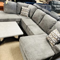 Stunning Double Chaise Sectional! 