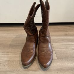 Women’s Brown Western Boots 