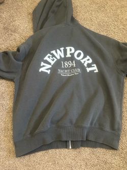 Newport zip up hoodie woman’s size large