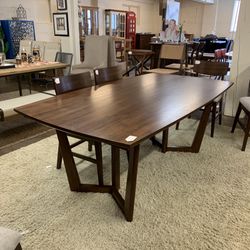 Hojen Small Dining Table 