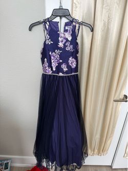 Girl’s dress