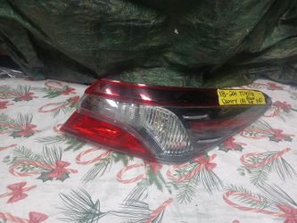 2018-24 Toyota Camry Right Tail Light LED Black
