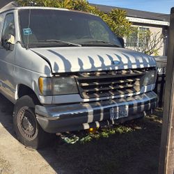 Ford Cargo Van