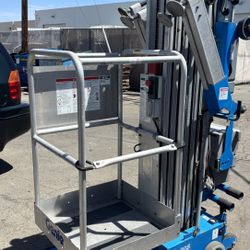 Genie 30’ Push Around Lift 