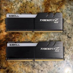32GB G.SKILL Trident Z RGB DDR4 3200MHz RAM Kit (2x16GB)