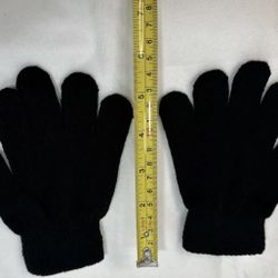 Kids Black Gloves Toral of 6 Gloves size small
