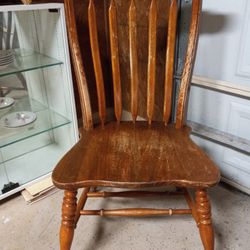 Classic,,Chair,,& PICNIC  BASKET $$40