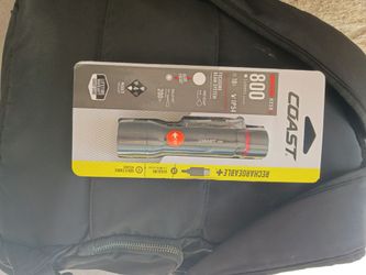 Coast 800 lumen flashlight