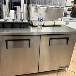 True commercial refrigerator 