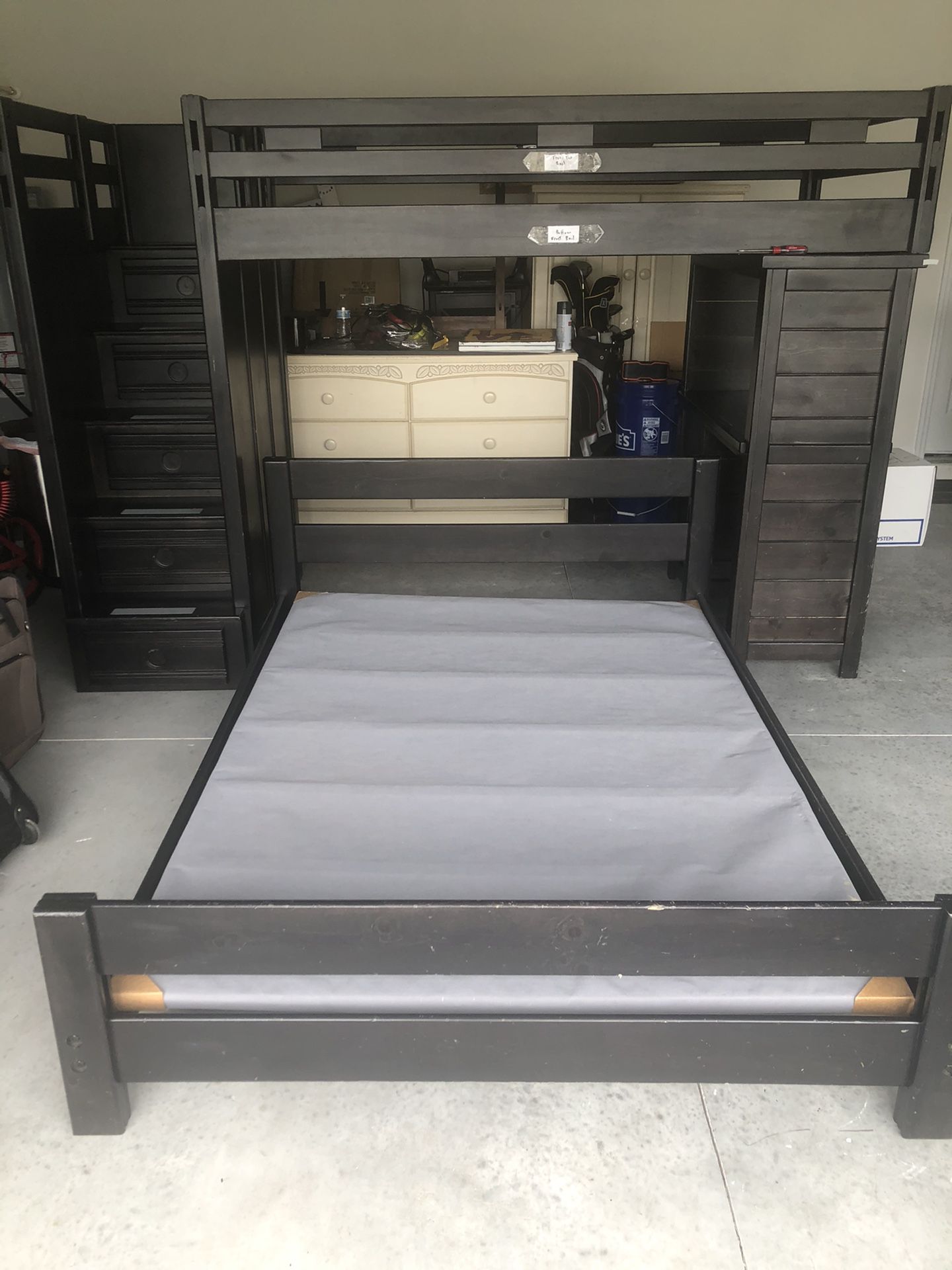 Loft bunk bed
